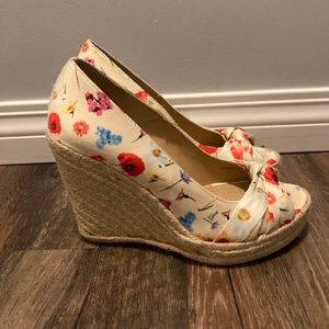 Geox Peeptoe Floral Platforms size 7